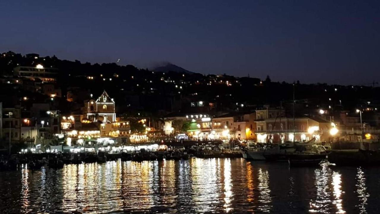 Corallo Holiday House Acitrezza Aci Trezza Bagian luar foto