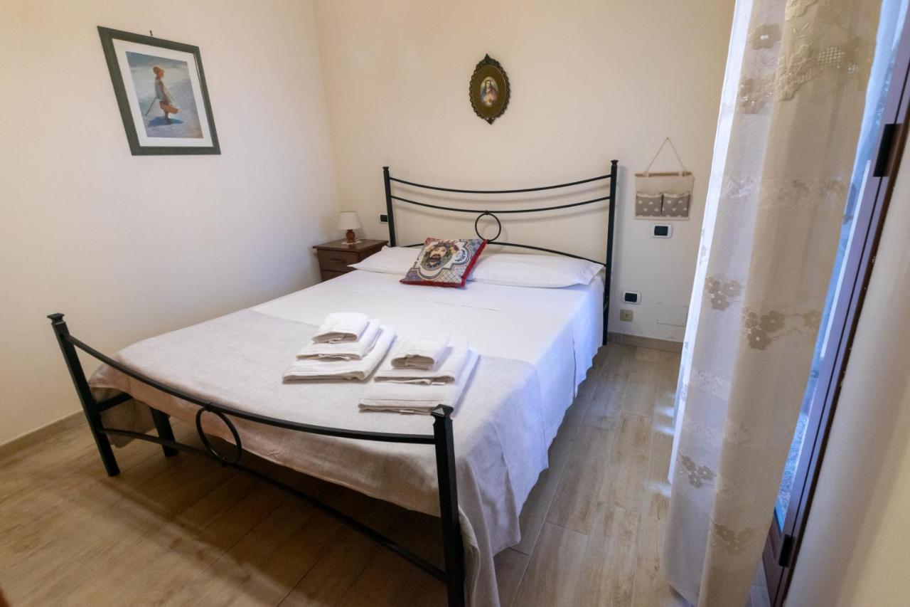 Corallo Holiday House Acitrezza Aci Trezza Bagian luar foto
